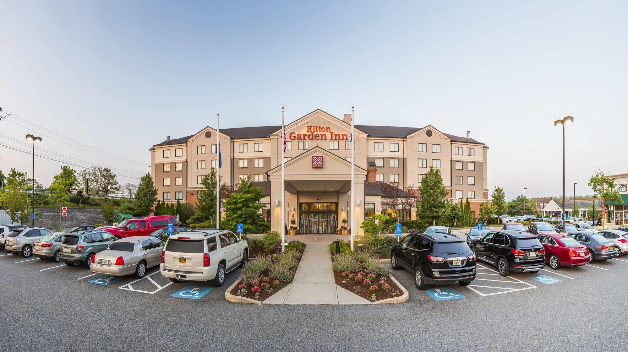 Hilton Garden Inn Плимът Екстериор снимка