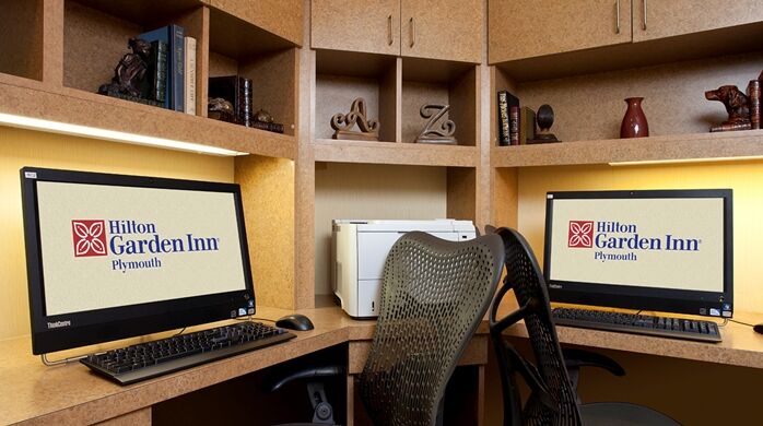 Hilton Garden Inn Плимът Екстериор снимка